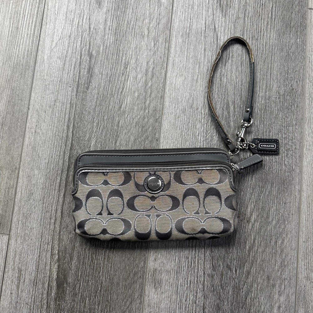 Y2K VTG Coach Signature C Wristlet Wallet Gray Black Leather Trim Women's